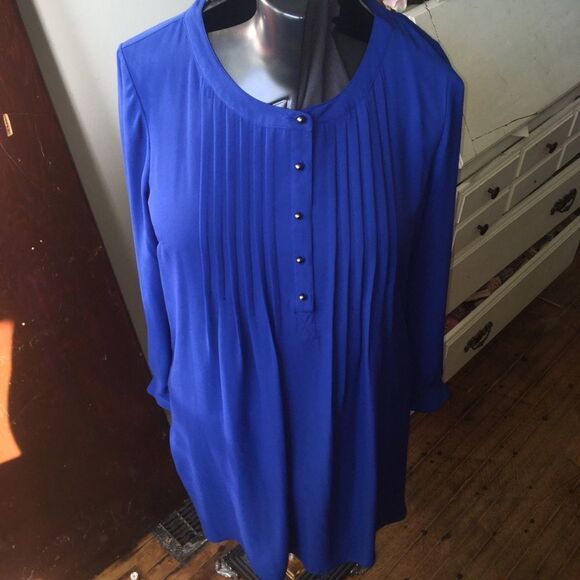 Daniel Rainn M pintuck royal blue tunic with brass buttons - Picture 1 of 3